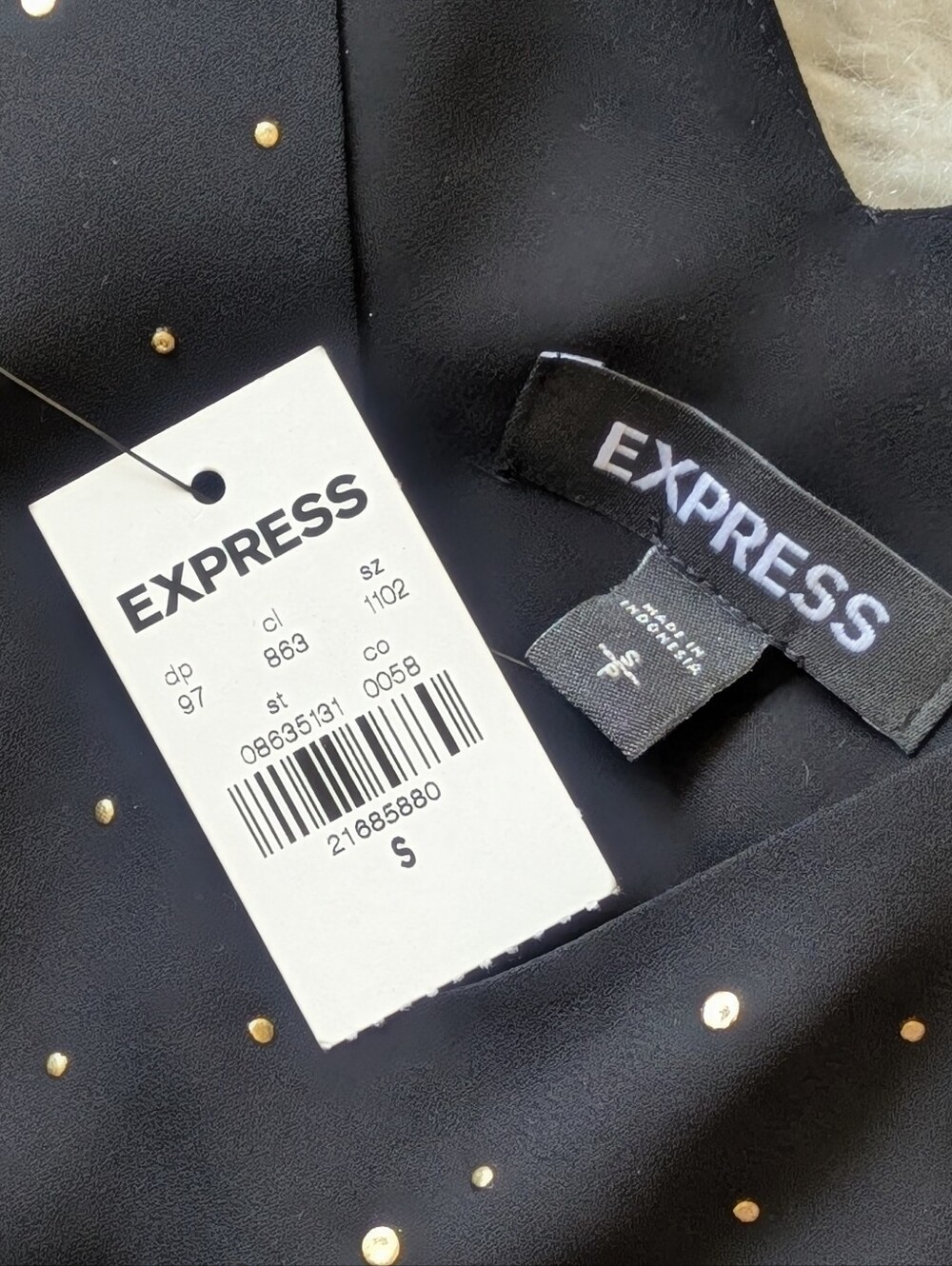 Express Black & Gold Camisole with Metallic Embellishments NWT Size Small - Picture 4 of 5